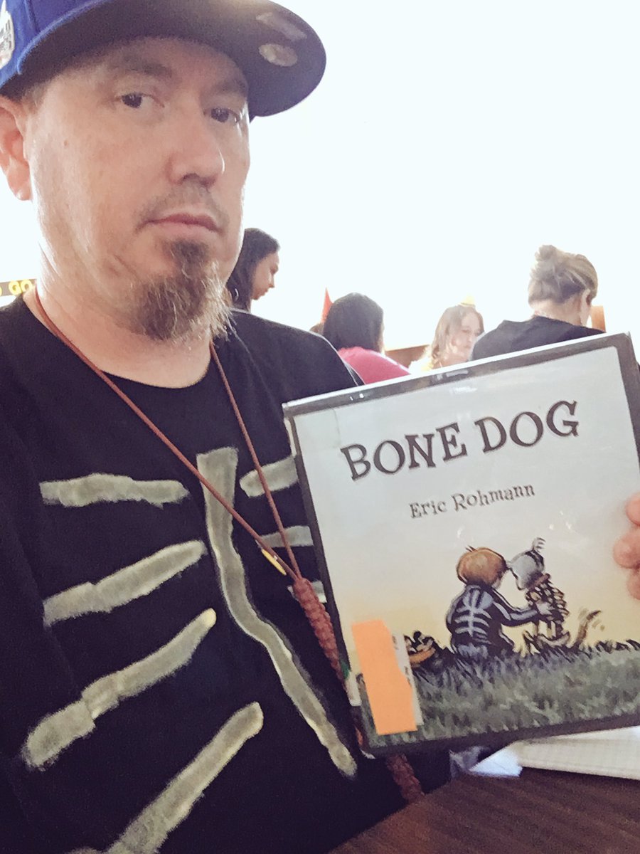 #CharacterBookDay @OakHillsTerrace promoting reading #bonedog #ericrohmann #Gus