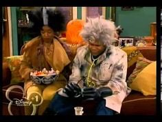 tkeyahcrystal's tweet photo. #HappyHalloween from two #spooky #parents! 🎃😊@RondellSheridan #ThatsSoRaven #TanyaBaxter #VictorBaxter #TV #Actors #Comedy #Halloween #Fun https://t.co/rPcjJGiJHu