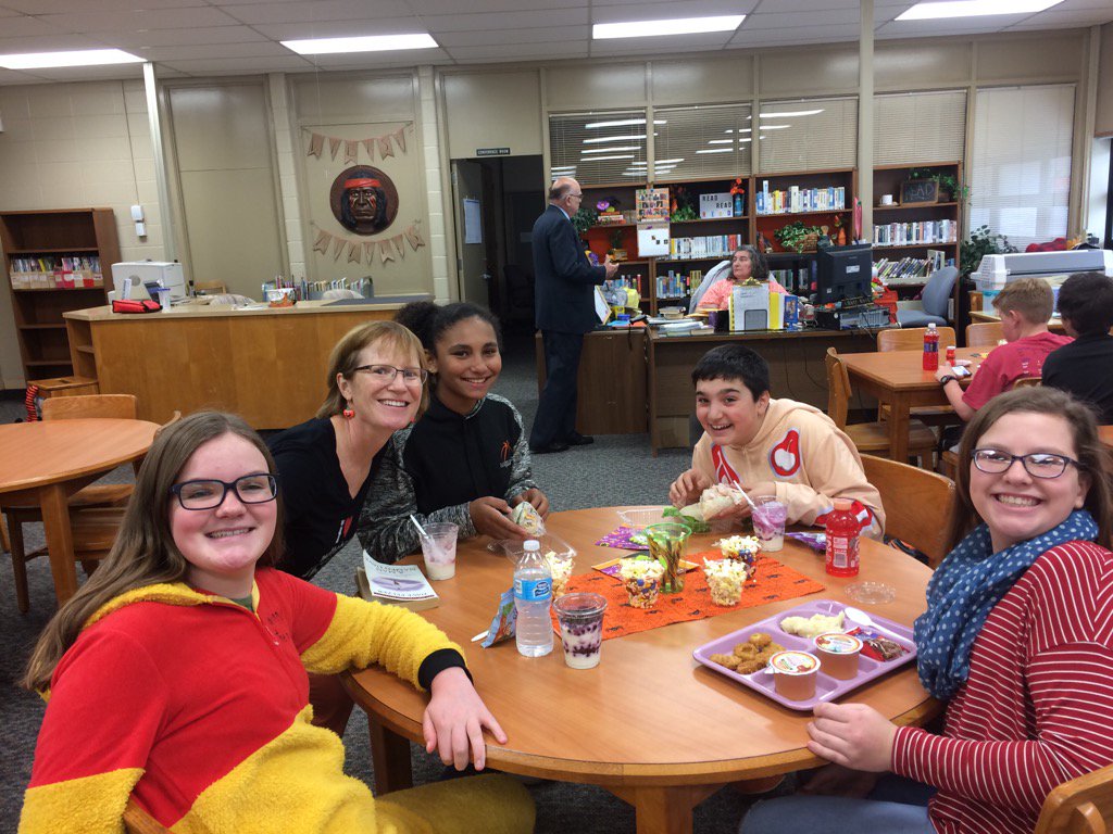 MarciaForreste1's tweet image. Getting ready for Halloween Haunts talk with Mr. Ron Woodward #mslibrary #TheApacheWay