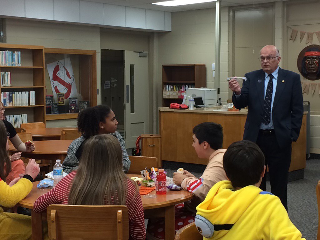 MarciaForreste1's tweet image. Mr Woodward with true scary stories of Wabash Co.  #mslibrary #TheApacheWay