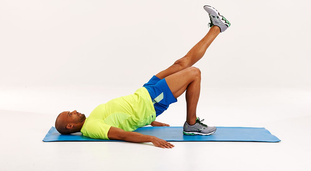 runnersworld's tweet image. 5 core exercises that will help you finish strong spr.ly/60138EE4L