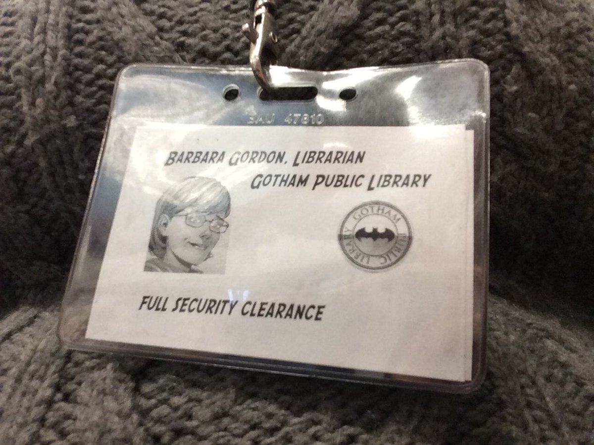 MsLeebrarian's tweet image. When Halloween falls on a Monday, you get a #MinimalEffortCostume #HalloweenintheLibrary