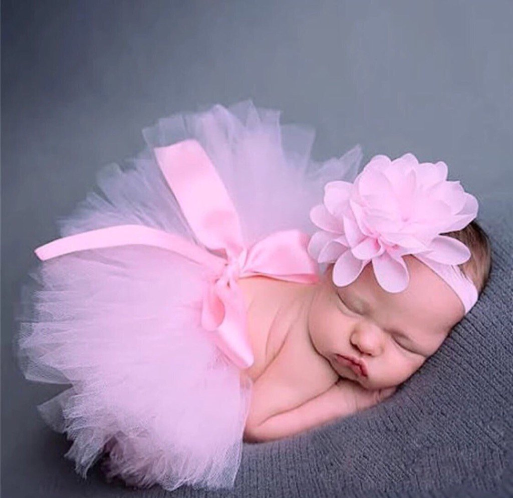 KidsterCo's tweet photo. Mega aww! Check out this Tutu and headband set in KidsterApp 💝🐣
 https://t.co/g4BRXrQQBQ https://t.co/D8DdWeD5jA