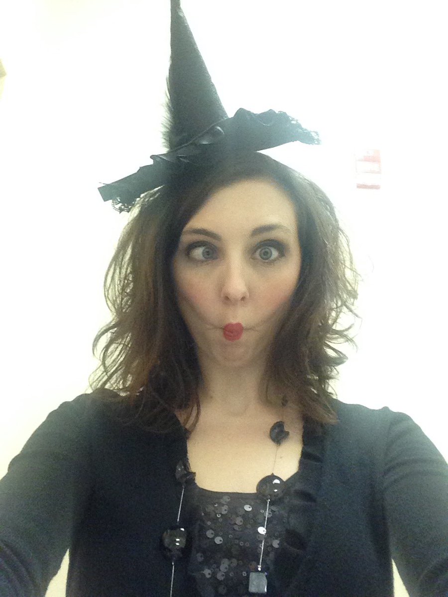 Fireball_FeMail's tweet photo. #HappyHalloween https://t.co/jEKDSYANKe