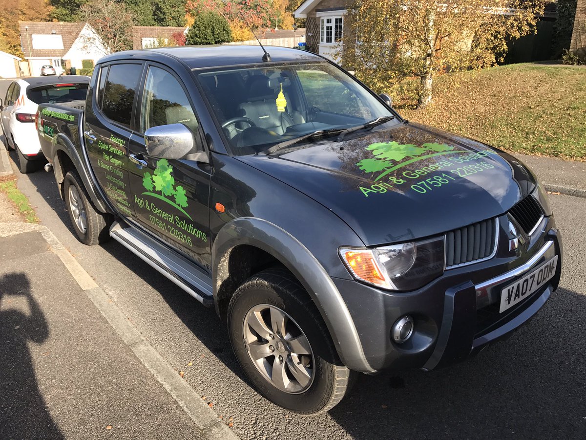 VenomWraps's tweet photo. Nice little truck completed on site this morning for Agri &amp; General Solutions , simple but stands out nicely! #signwrite #vanwrap #wrapping https://t.co/LzRoA1j2Ms