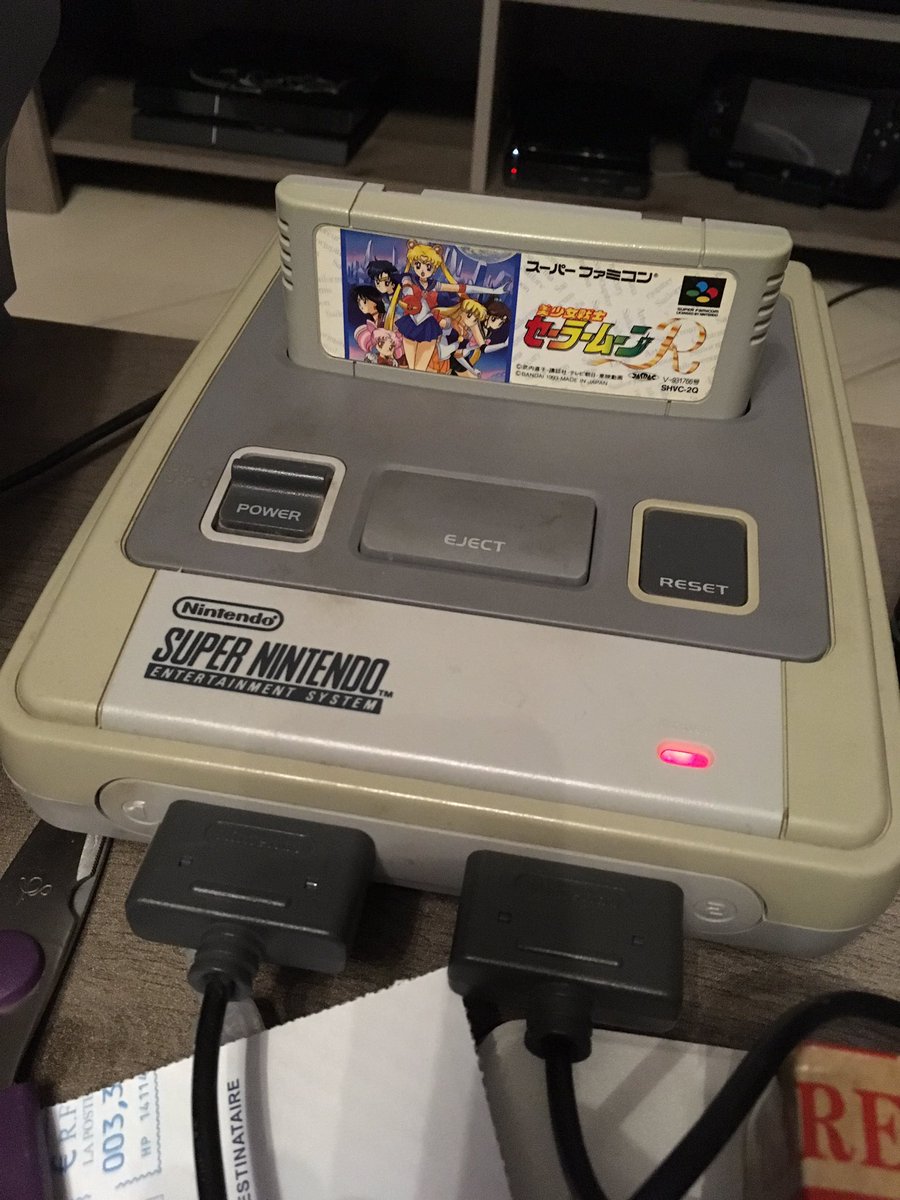 OriginalFei's tweet photo. Soirée de consolation pour @Luna240681 <3 qui nous a bien manqué lors de cette #RGC2016 #SailorMoon #MachinExcalation #Retrogaming #SFC https://t.co/0JtjVc4rf4