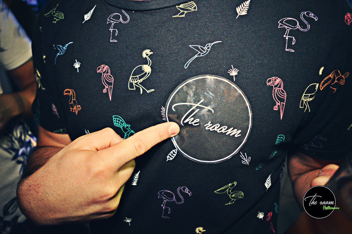 Ya teneis las fotos de #THEROOM en nuestra página de Facebook !! 🎃🕸
Gracias a todos por acompañarnos en una noche de miedo!!