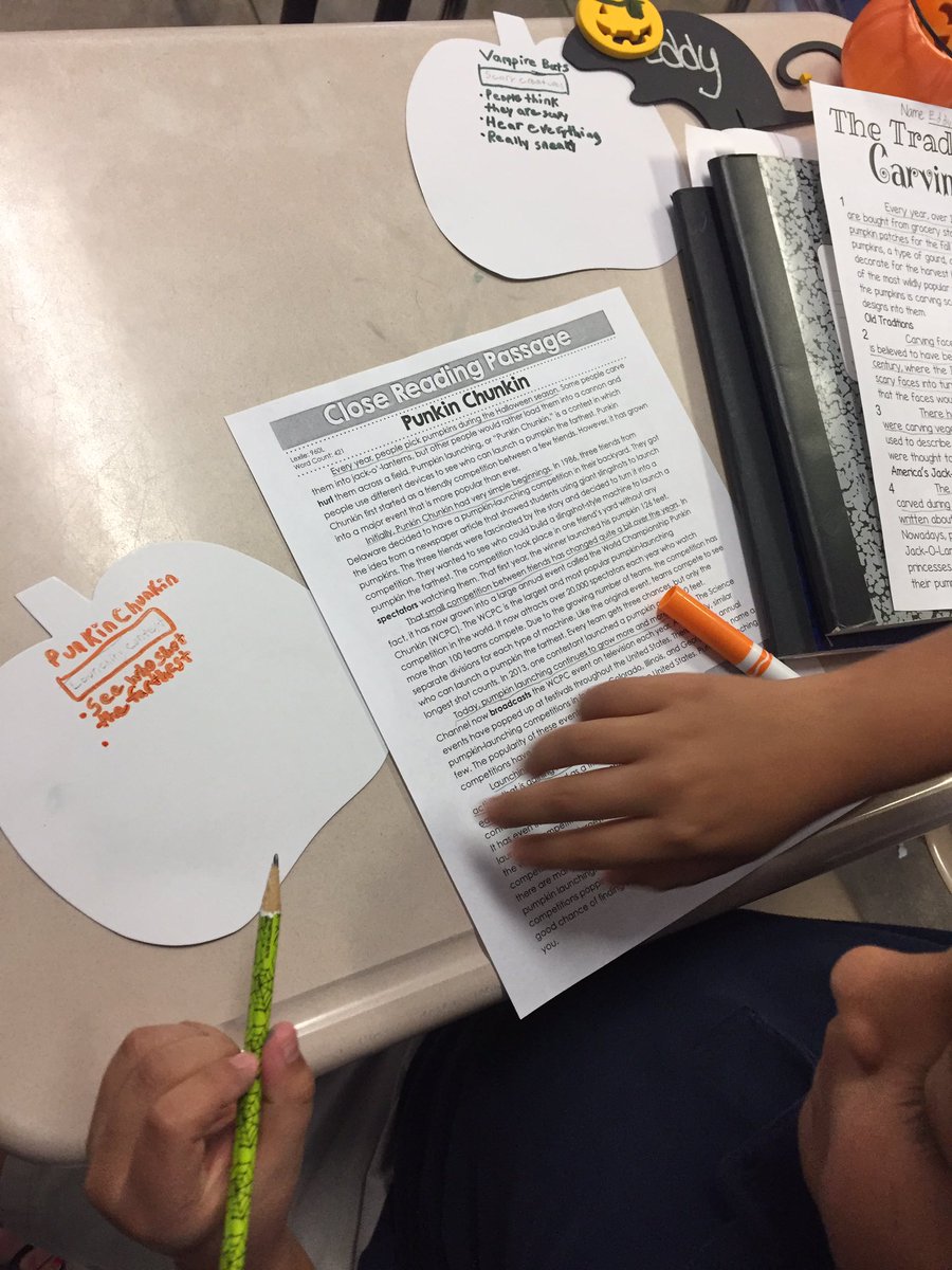 Finding main idea and details 🎃🍁