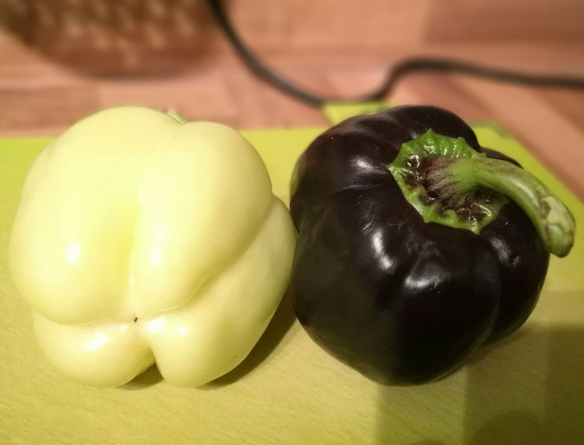AmieLR's tweet photo. Loving the peppers @HelloFreshUK #freshsnaps https://t.co/OvdXGoqNEs