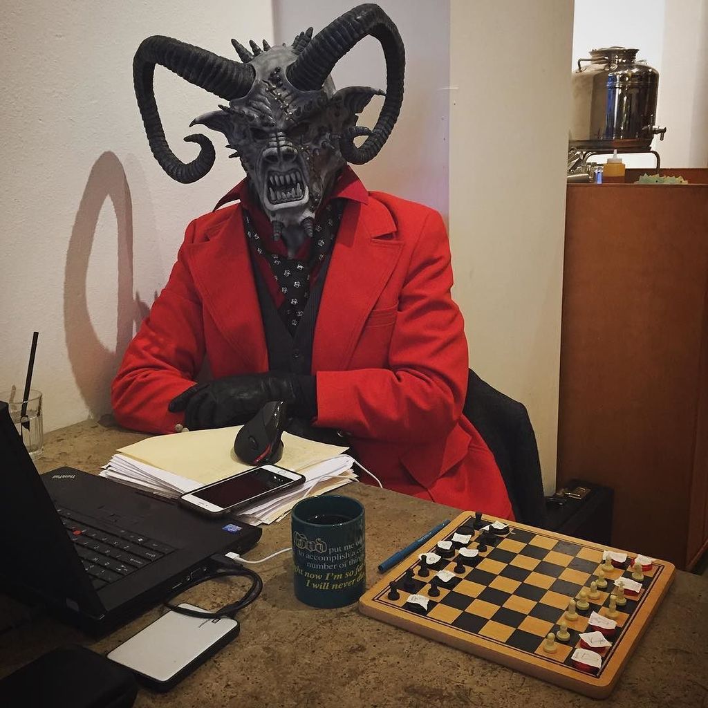 Miro Tea on Twitter: "Beat the devil in chess and he *claims* he'll buy  your tea. I'm more interested to know wh… https://t.co/6fKqGBVopk  https://t.co/7SAKJs2A0C" / Twitter