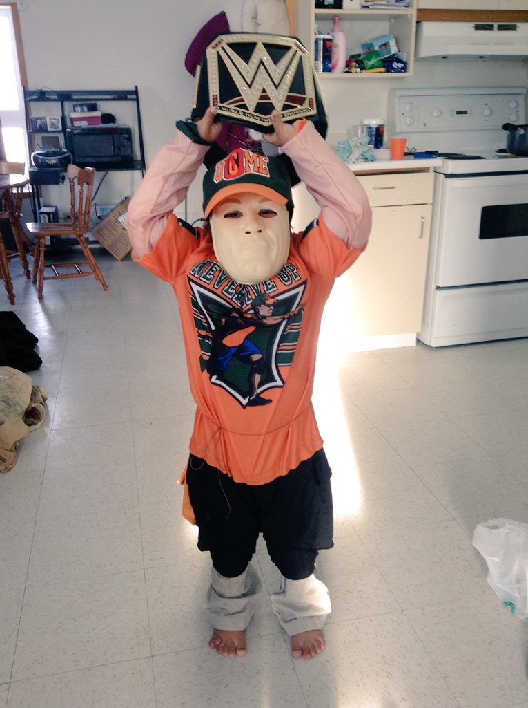 ClaireNattar's tweet photo. all set for trick or treating! 👀💢 @JohnCena #Hallooween #outfit #wwechampion #15x https://t.co/gO87jRFthv