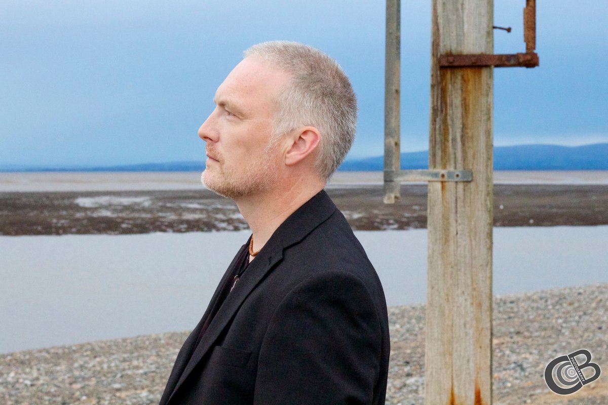 CCCOB2112's tweet photo. No More Time on location shoot with @darreltbirch.
Album available from @MusicIsOurVoice 
https://t.co/TuWzoXB3WT https://t.co/V2eTQgr67s