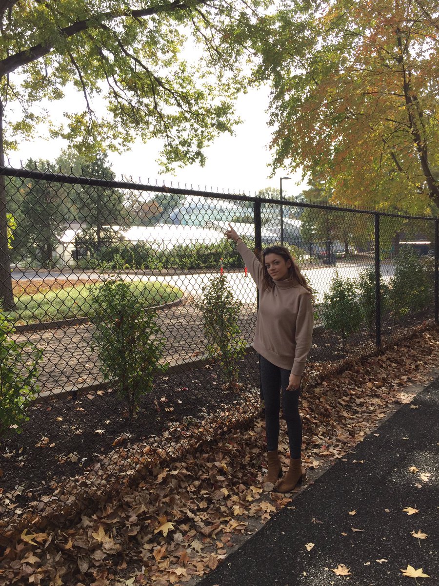 cariandanthony's tweet photo. Phone dead? No worries! We #walked around outside after to get a picture of climatron! @greenbilliken #SLUgreen16 #SLUinthecity https://t.co/un8OKzlDcG