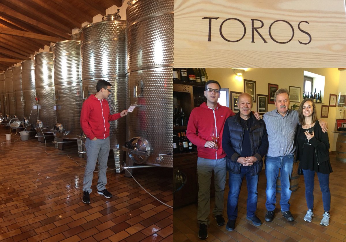 ristoranteamano's tweet photo. #CheffreysItalianAdventure Next stop checking out next year's vintage at the award winning #FrancoToros #Wine @WineBloggers @TwitItalianWine https://t.co/0VPPiE8x9b
