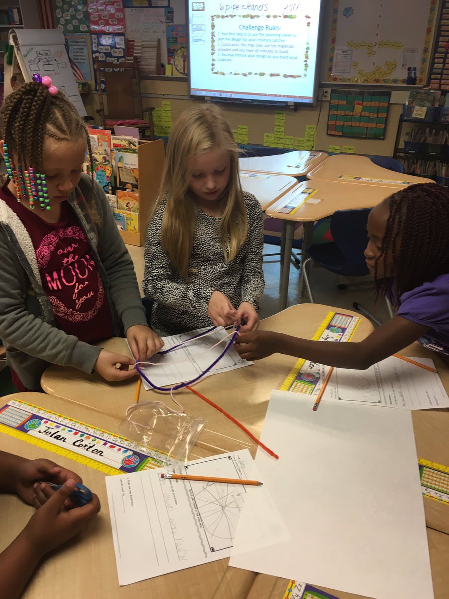 MrsCripeHME's tweet photo. We are designing creature catchers! Ask me about it! #masqueradeparade #HmStem https://t.co/QEv5QN8nSr