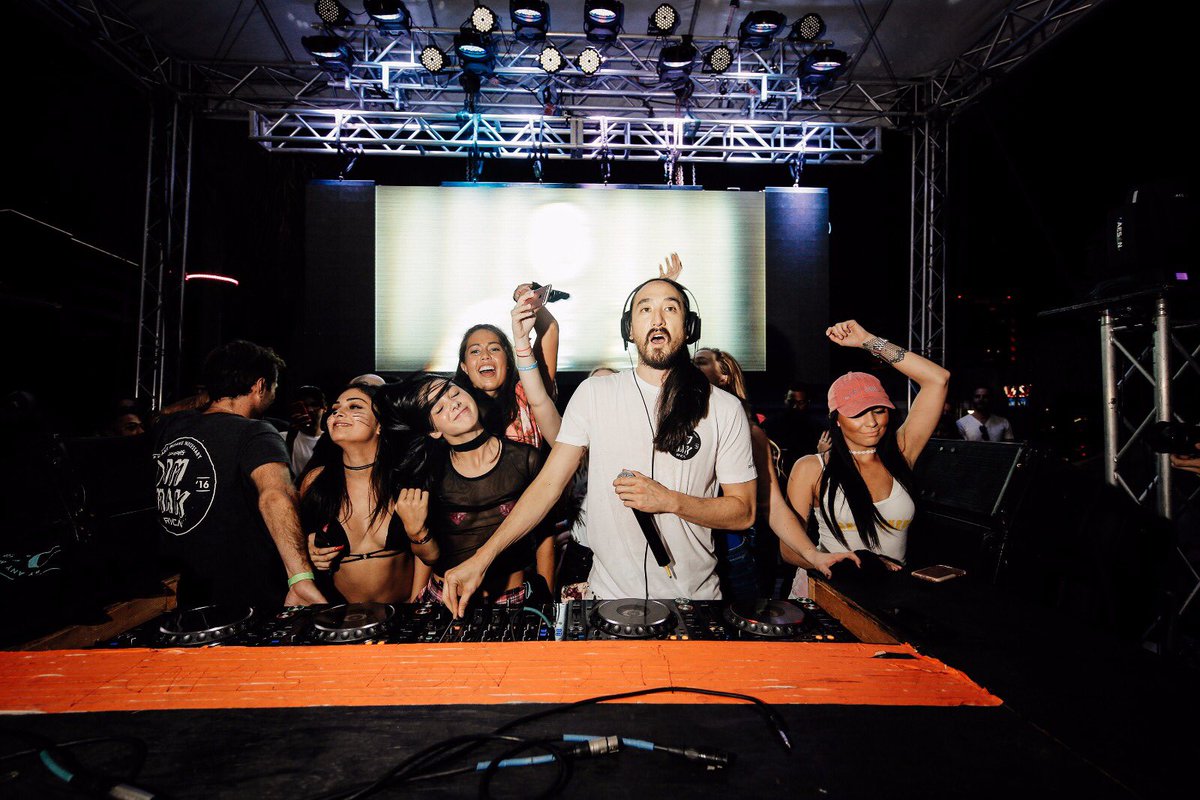 Last night in Tampa #dimmak20th https://t.co/bPkwLAqY84