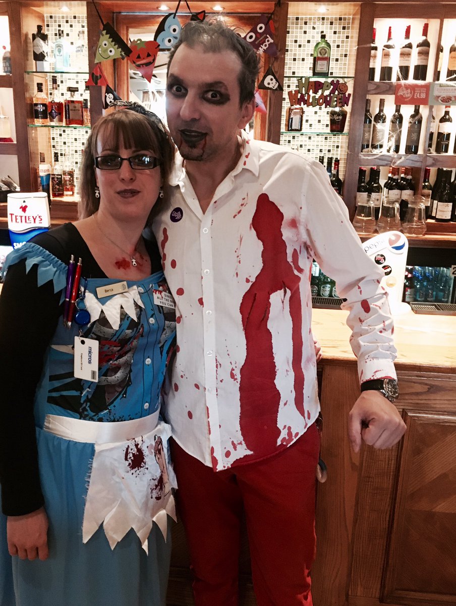 CharterTT's tweet photo. #TeamCharter #SUGM #sundayfunday #dressup #halloween #allforGOSH ๐๐๐ผ๐ https://t.co/HrNOG7uyyD