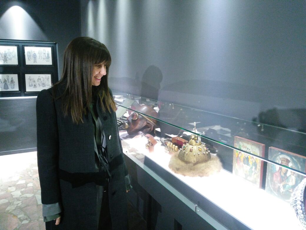 kartavtsevalr's tweet image. Выставка "Вам и не снилось..." посредством декораций, костюмов, аксессуаров и реквизита дала возможность заглянуть "за кулисы" мира кино