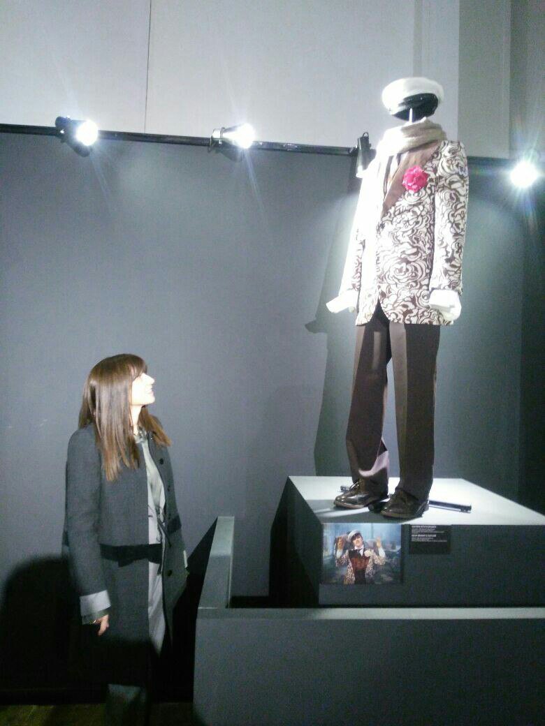 kartavtsevalr's tweet image. Выставка "Вам и не снилось..." посредством декораций, костюмов, аксессуаров и реквизита дала возможность заглянуть "за кулисы" мира кино