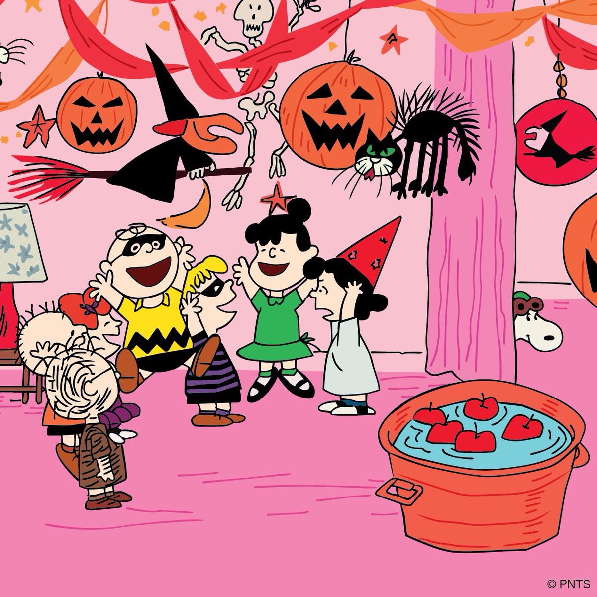 Metaphysigals's tweet photo. #HappyHalloween https://t.co/uMBPWLo27r
