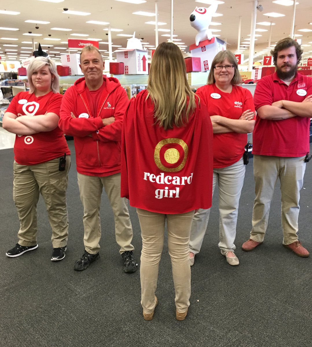 REDcard girl and her trustee sidekicks led the #Paradise team in REDcards last week straight to the top. #1 #MakingUpYTDDeficitOneREDAtATime