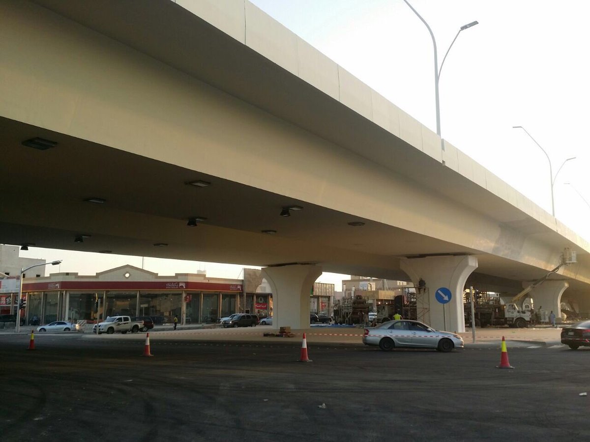SaudiProject's tweet photo. غداً إفتتاح ثلاث تقاطعات في #الرياض: 
- جسري طريق الملك عبدالعزيز مع الامام محمد بن سعود وانس بن مالك
- جسر هارون الرشيد مع سعد بن عبدالرحمن https://t.co/Si2AhXrqNM