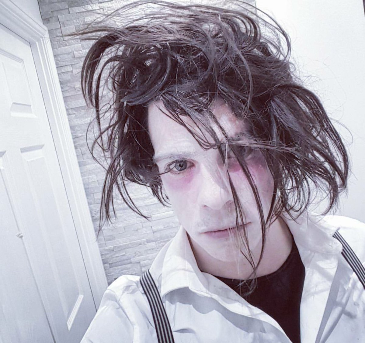 Happy Halloween guys ft Joey Scissor hands - <a href="/JosephDunwell/">joseph dunwell</a> 👾👽👻😈 #halloween #HappyHalloween