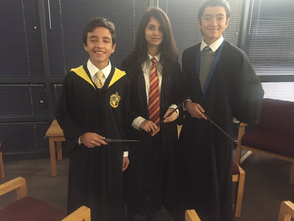 americaslibrary's tweet photo. Strait out of Hogwarts! Happy Halloween ๐ #AmericasLibrary #BlazerNation https://t.co/AjcFbXGfXP