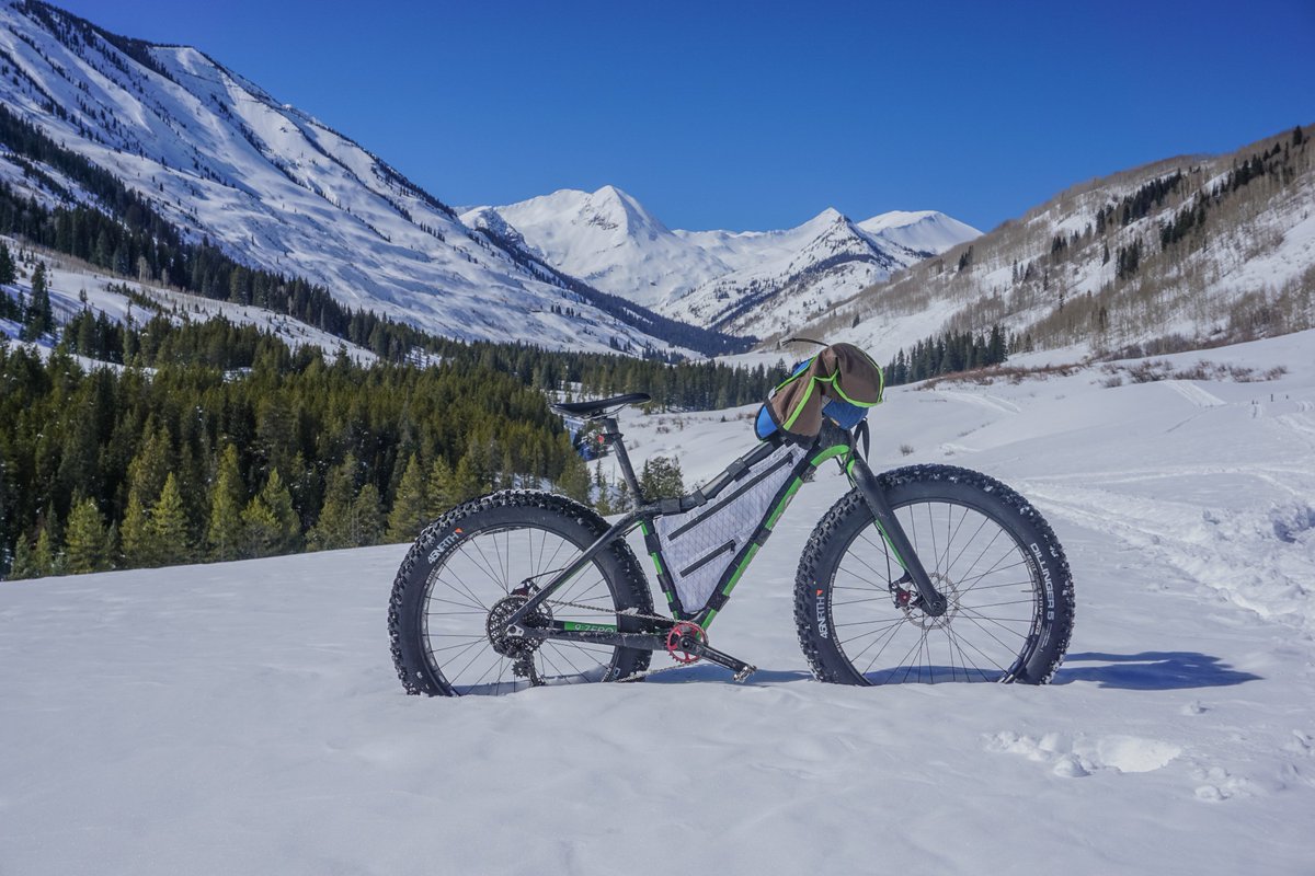 CBFatBikeWorlds's tweet photo. WHERE is the #snow? We NEED to #fatbike! 
PC: @Neil_Beltchenko #cbfatbikeworlds #letitsnow @cbmba @VisitGCB @_TravelCB @BorealisBikes https://t.co/N2o3kg6UFJ
