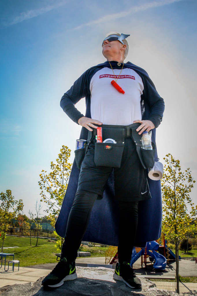 PreparedON's tweet photo. Captain Preparedness & Chief,Emergency Mgmt Ross Nichols reinforces preparedness at #OPSWalkRun #PrepareYourselfie https://t.co/QkHj024155