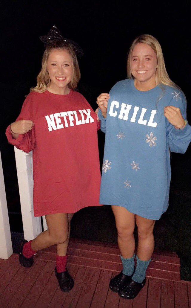 Joni_Rae12's tweet photo. Happy Halloween from Netflix and Chill 🎬❄️ https://t.co/9nrnDKCSre