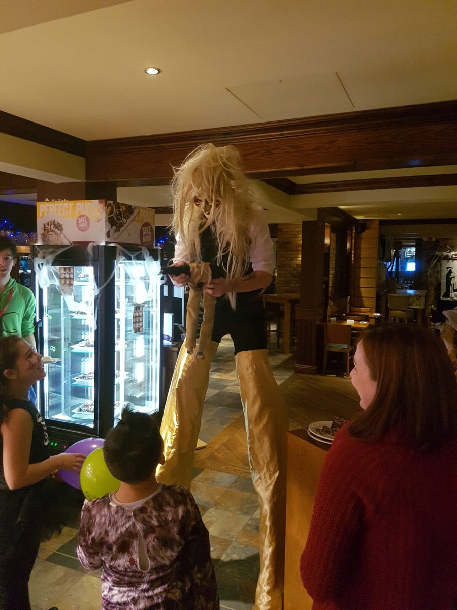 More pics from our Halloween 🎃👻 <a href="/amylou8725/">Amy</a> <a href="/seanquirke1888/">Sean Quirke</a> <a href="/JoelorHelix/">Joel Newell</a> <a href="/WeAreSUGM/">WeAreSUGM</a>