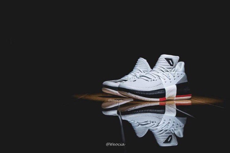canikick_it's tweet photo. These are π₯π₯π₯ #Lillard3 https://t.co/wdmqaGPprm