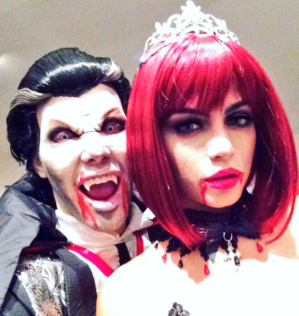 EmToubiaItaly's tweet photo. 📷➡ 
Felice halloween da una bellissima Emeraude 😍🎃 https://t.co/pY9IjeJWsL