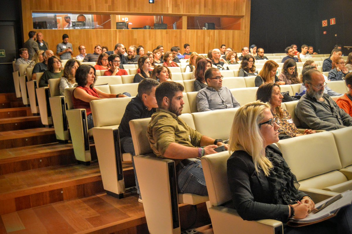 WazoMagazine's tweet photo. ¡Atención arqueoneters! Todas las imágenes de #Arqueonet2016 sobre #marketingdigital #divulgación y #patrimonio https://t.co/bbPWAiXZje https://t.co/fEGyNfm2Ks