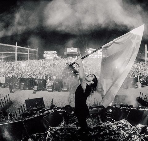 LaMarka909Fm's tweet photo. #Kiilla solo por @radiolamarka esto es el #B2B
@WiwekDJ #BackToBack https://t.co/RHfIG1XKfm