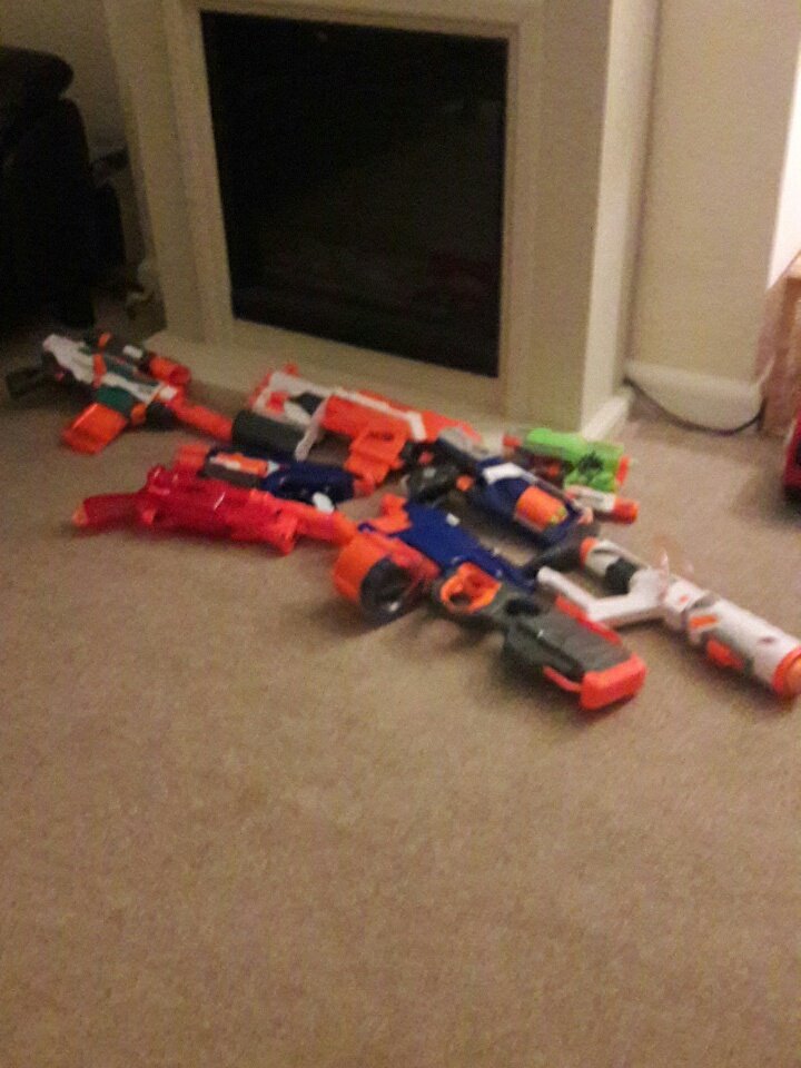 GGGcut4's tweet photo. Just showed my Nerf collection my channel name is Nerf Double https://t.co/VmNfoK8NZ7