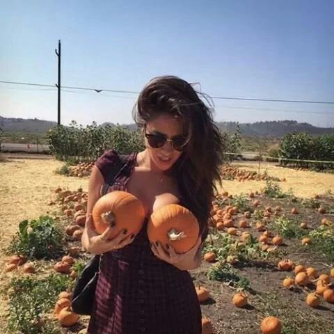 sxnvolk's tweet photo. Happy Halloween 👻🎃 https://t.co/98XPDQykg4