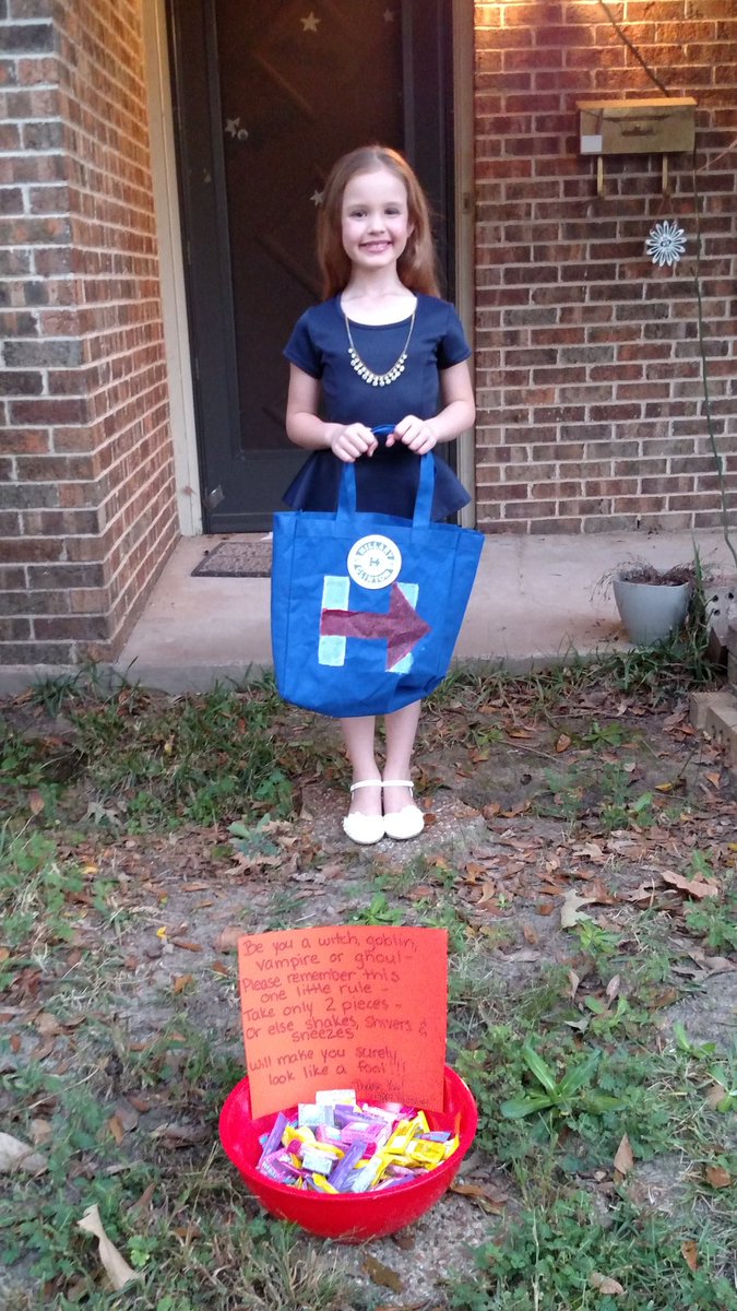Snare927's tweet photo. Trump might have been the best selling Halloween costume, but this girl was VERY excited to support @HillaryClinton ! #ImWithHer https://t.co/2une18J6gA