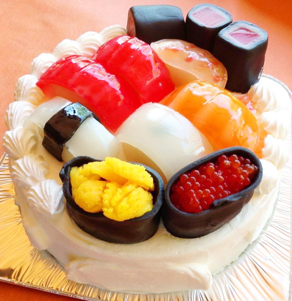 Cake Jp ケーキ通販 Pa Twitter W 今日は寿司の日でもあるようなので おもしろケーキもご紹介 ネタのつやつやした光沢感もとってもリアルな 寿司ケーキ パーティーでのサプライズケーキにもぴったりです 寿司好きも驚くリアルさ T Co