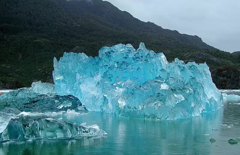 _minimalismo's tweet photo. #turquoise #ice https://t.co/zY1AMV7quN