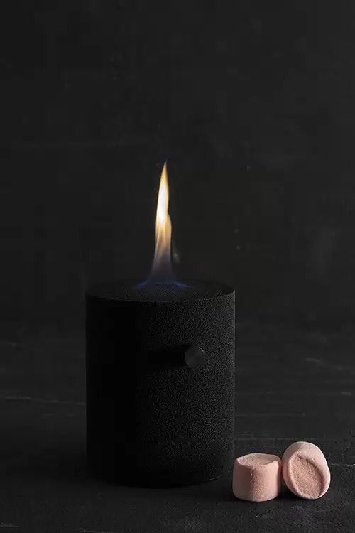 _minimalismo's tweet photo. #flame #candle https://t.co/wtVJJQIl81