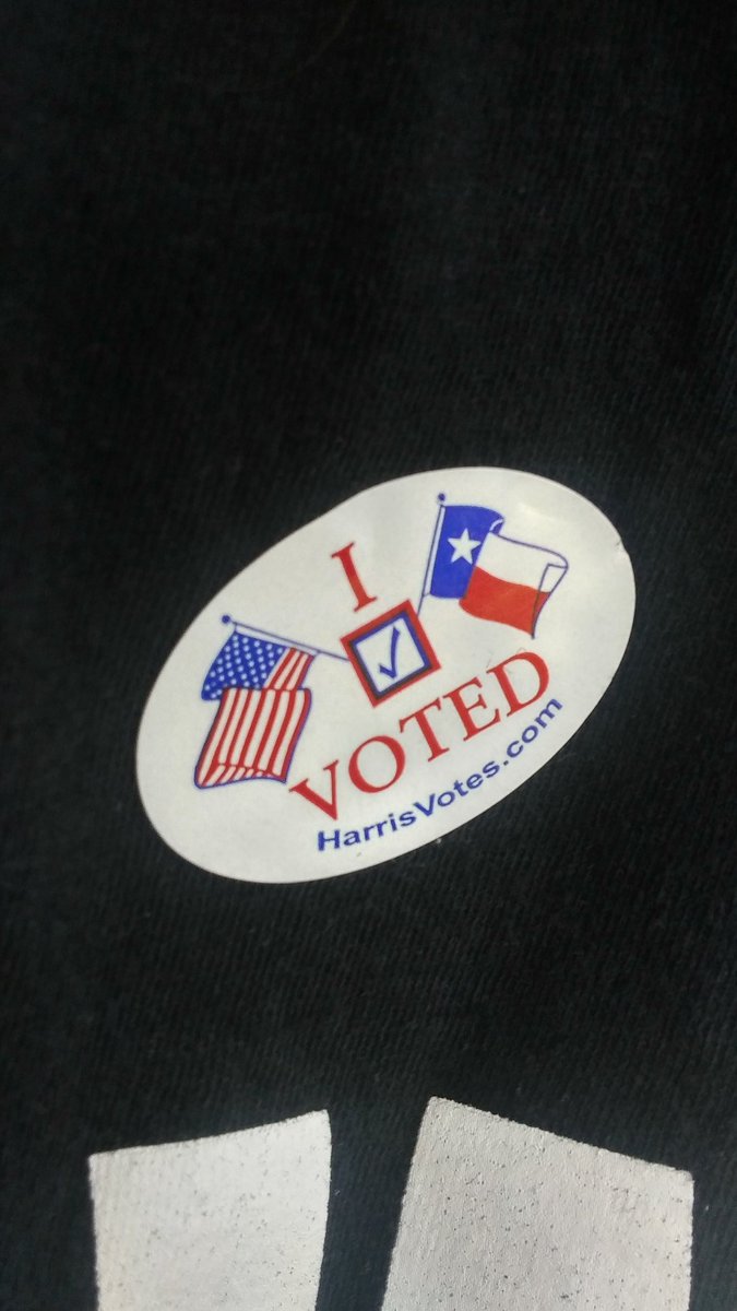 redsonia31's tweet photo. #IAmNotNobody. I voted @Evan_McMullin in Texas! #EvanMcMullin https://t.co/kTF4RG51wG