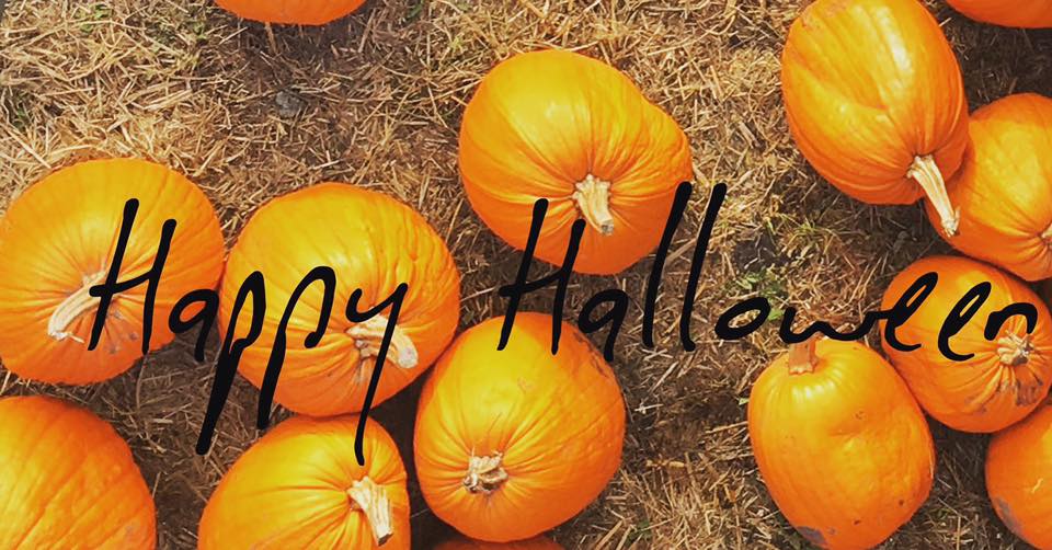 Happy Halloween from Warwick San Francisco! 👻🎃#unionsquare #halloween #mondaymotivation #trickortreat #SanFrancisco