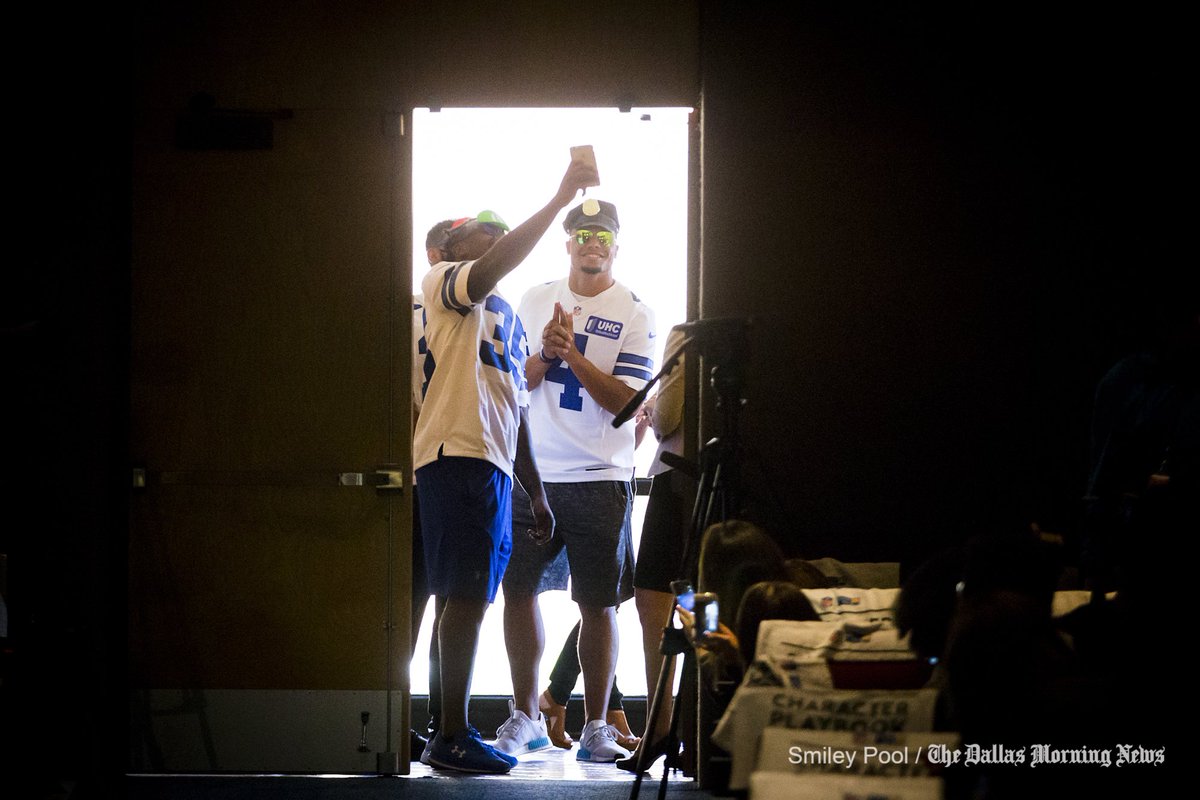 SmileyPool's tweet photo. Photos: Cowboys rookies visit Workman Junior High in Arlington to help launch Character Playbook https://t.co/p6jPaRaXpX #DallasCowboys https://t.co/zeA45mKswP