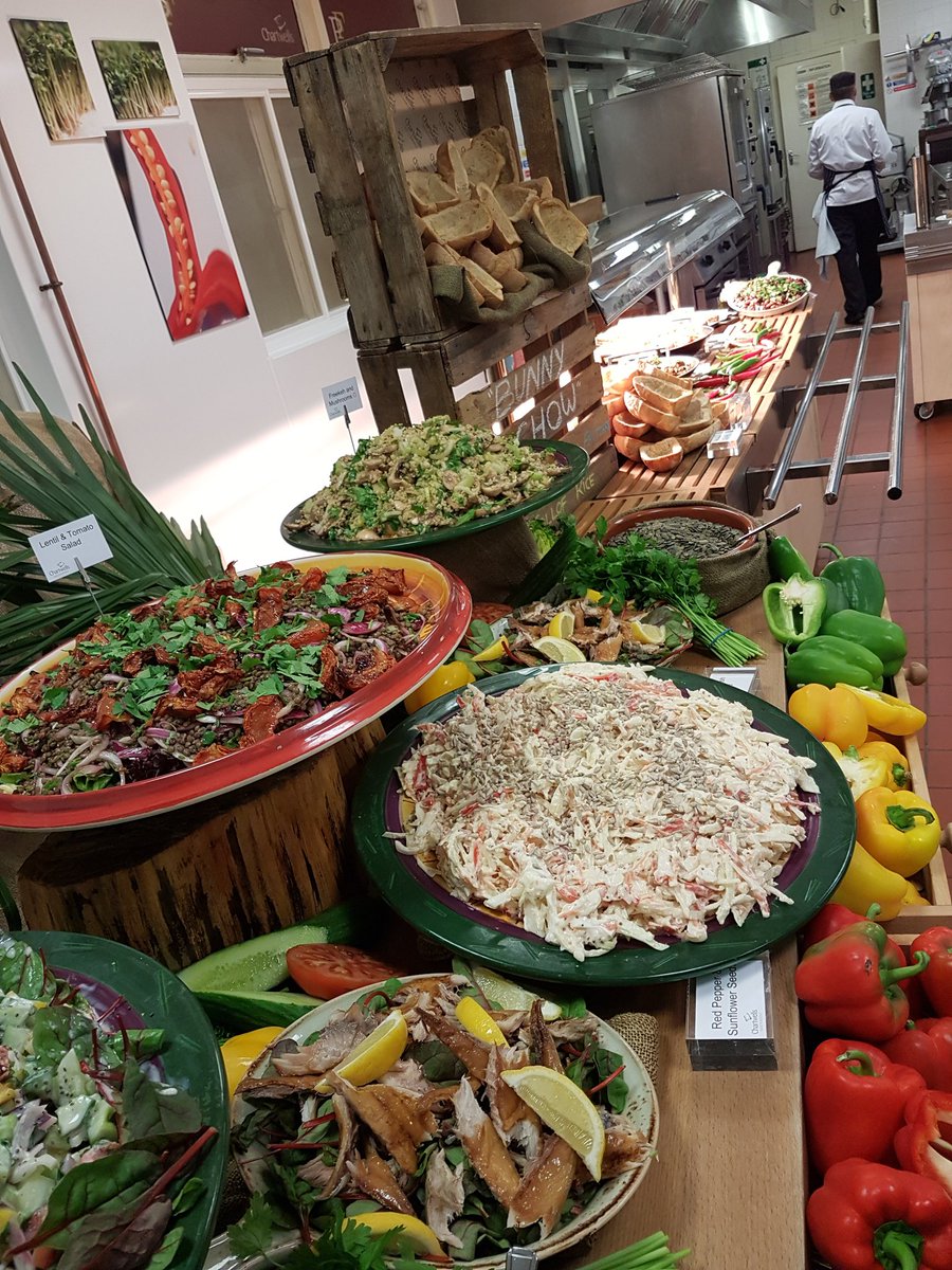 PFfoodie's tweet photo. Celebrating the boarder's 1st night back with a #taste of Africa #bunny chow @ChartwellsInd @priors_field https://t.co/eJpQl6xjOb