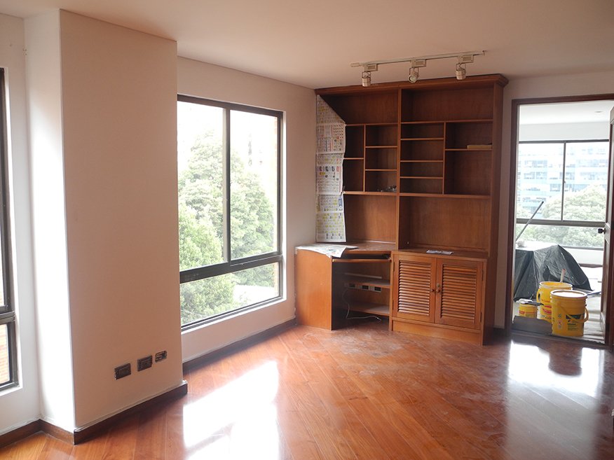 ConsultorenSyE's tweet photo. #felizlunes #lomascompartido #LoMasVisto #MentesMillonarias #homemaster #fincaraiz #grupoenfincaraizcolombia #Bogota #sigueme 1 https://t.co/tzHb8Ykq1y