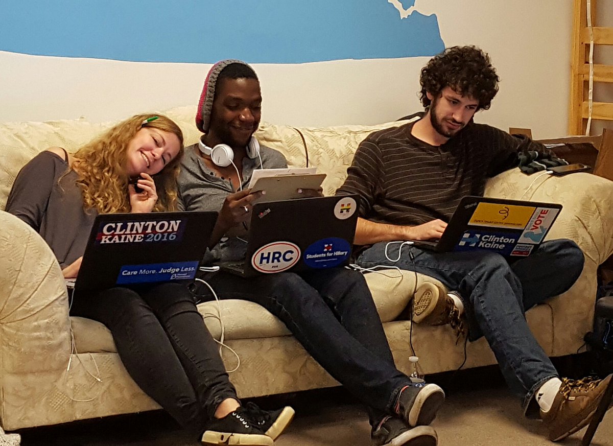 Mara_Shayne's tweet photo. A family that calls together wins together! #FamilyCallTime #VirWINia @_jarahsackson @DemJayVA @twfischl https://t.co/MjPrBJFNvT