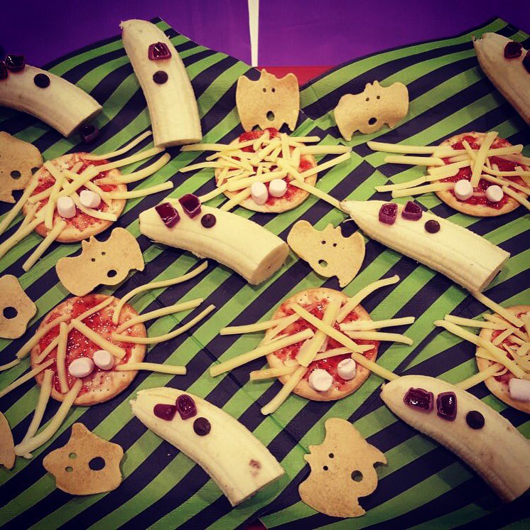 beaupeepsfulham's tweet photo. 👻From #spooky #snacks to crafty creations, we had a frightfully #fun #Halloween at #nursery today👻 #HappyHalloween https://t.co/5DJVVKFG7v