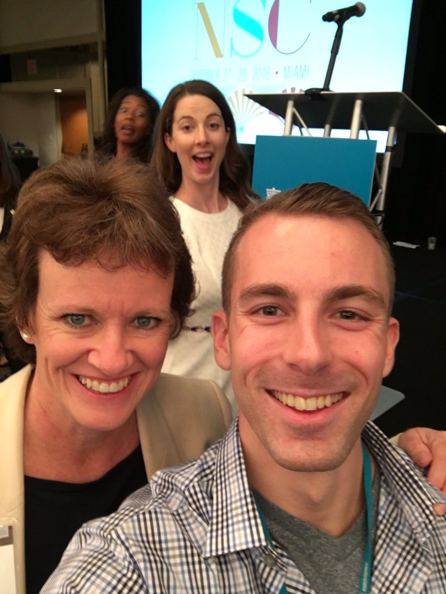 Just a selfie with the prez. @DunnSdunn2 ...Oh wait and our photo bombers @KaylaKeck_DPT @stingraefit #APTANSC https://t.co/j3crbS0GI6